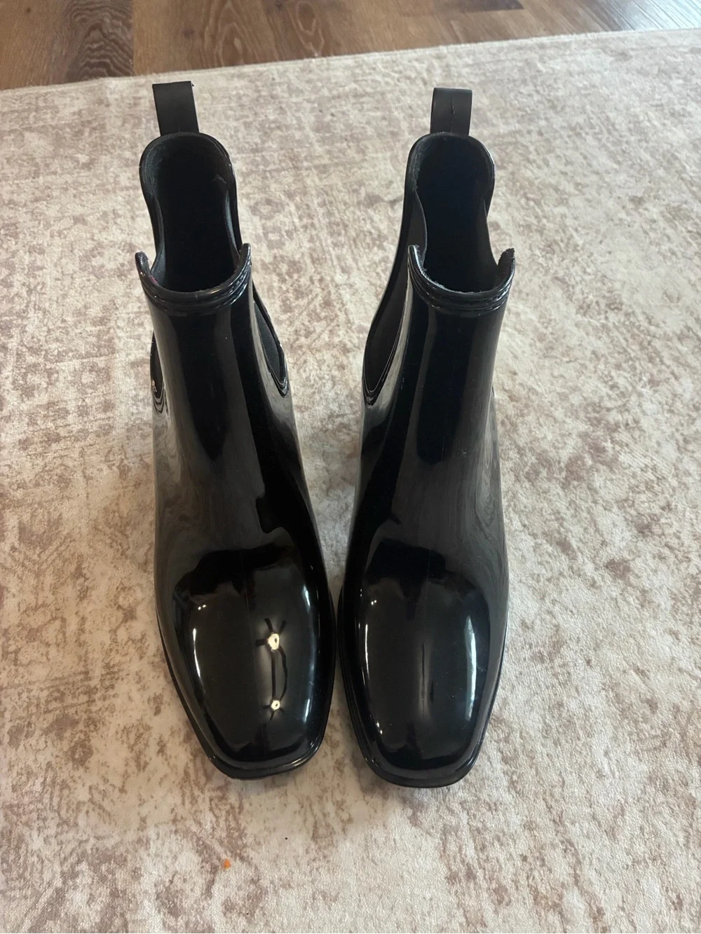 Jefferey Campbell Hurricane Black Shiny Patent Leather Chelsea Ankle Bootie Sz 8